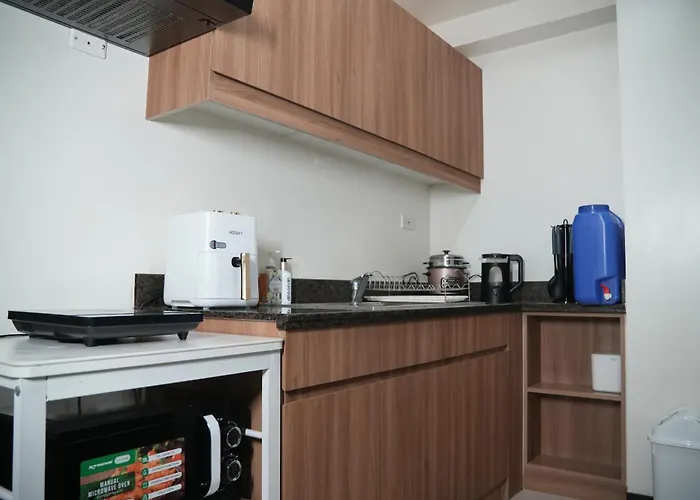 Aparthotel Elarin Staycation