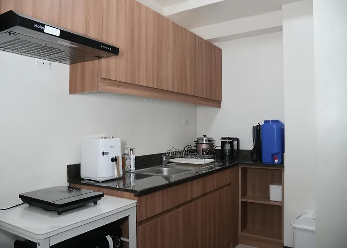 Elarin Staycation Aparthotel